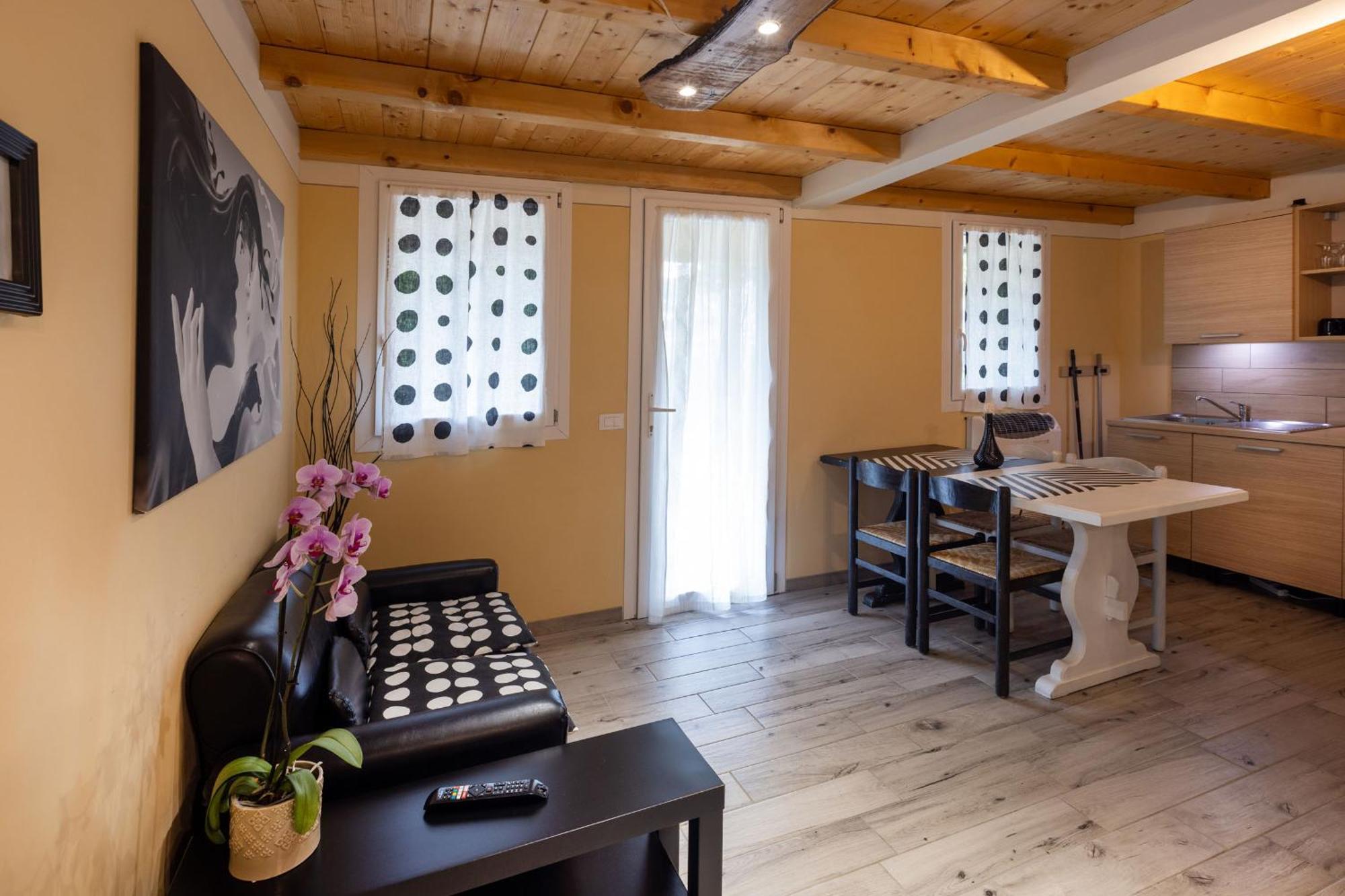 Camping Camplani Zone Екстериор снимка