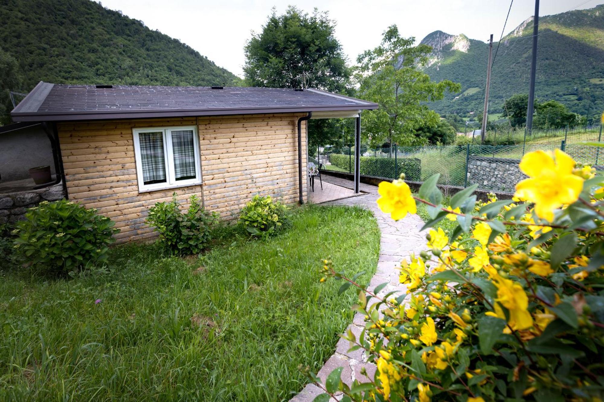 Camping Camplani Zone Екстериор снимка